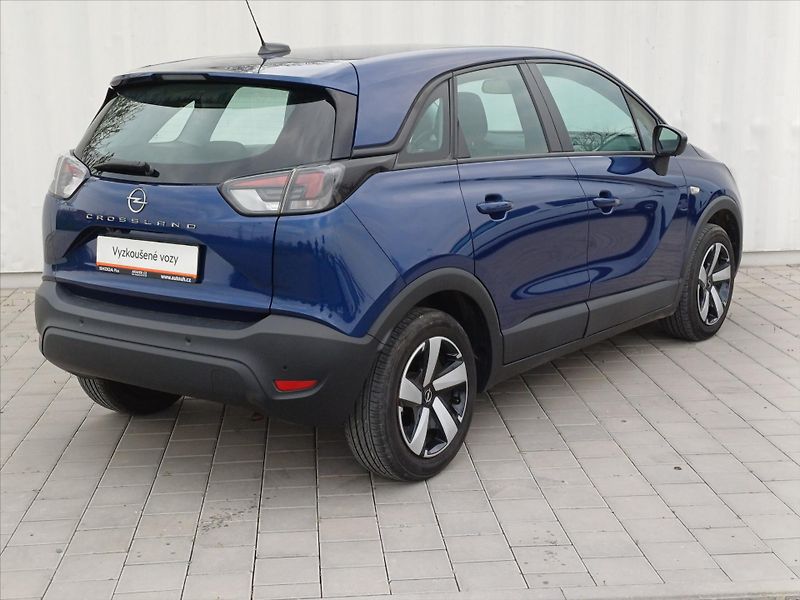 Opel Crossland 1,2   1.2i 61Kw - fotka 2 z 28