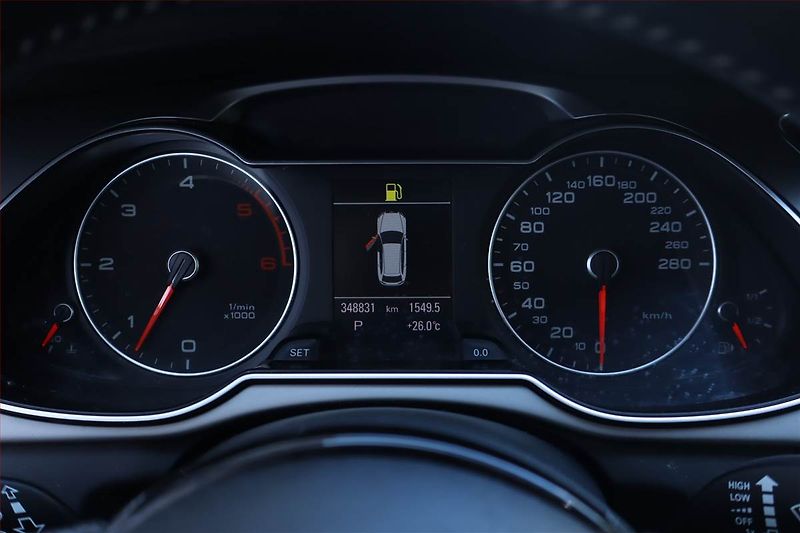 Audi A4 (2012) 3.0 TDI, 4X4, Automat - fotka 11 z 23
