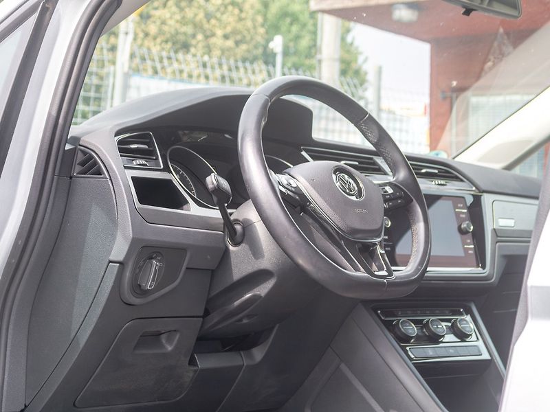 Volkswagen Touran (2019) 2.0TDI 110KW – Cebia 5*! - fotka 14 z 53