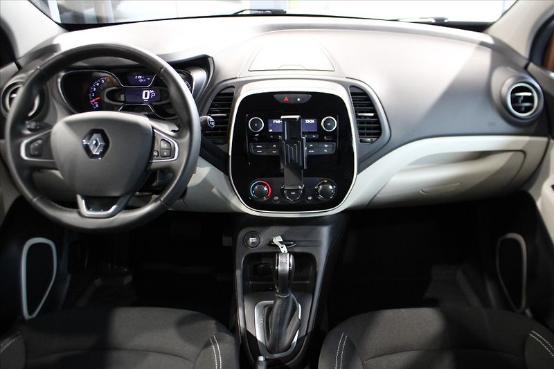 Renault Captur Experience TCe CZ/1.Maj/Fullse - fotka 11 z 22