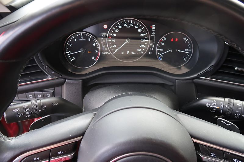 Mazda CX-30 (2021) 2,0 X186 AT AWD GT Plus, Bose - fotka 24 z 33