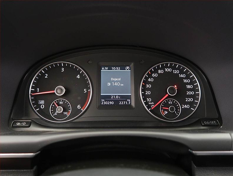 Volkswagen Touran (2013) 1.6 TDI, 7 míst, Serv.kniha - fotka 11 z 21