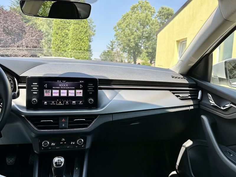 Škoda Scala (2024) 1,0TSi 81kW STYLE Koup.ČR,2024 - fotka 7 z 16