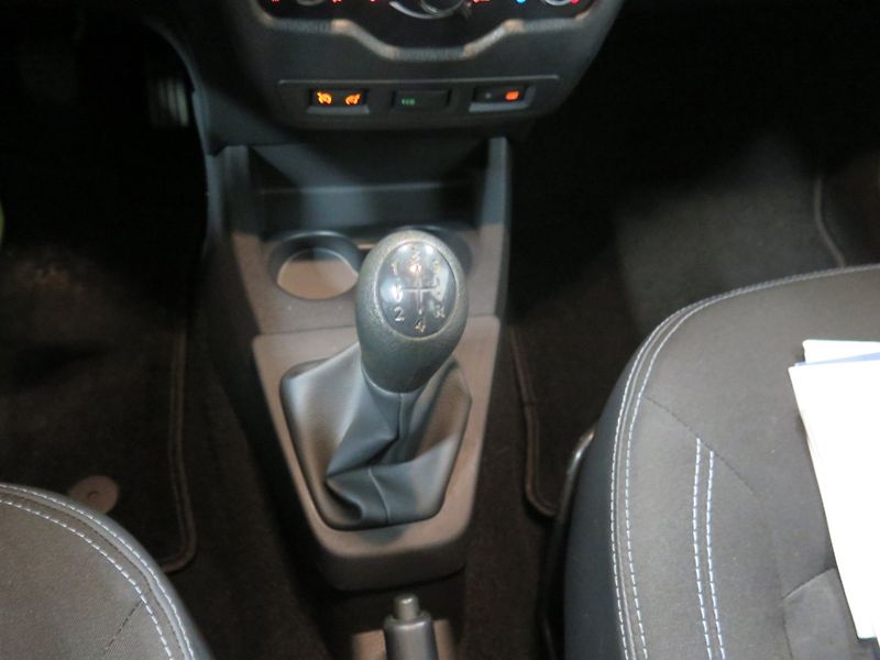 Dacia Lodgy (2015) 1.2TCe,navi,klima,senzory,kola - fotka 8 z 26