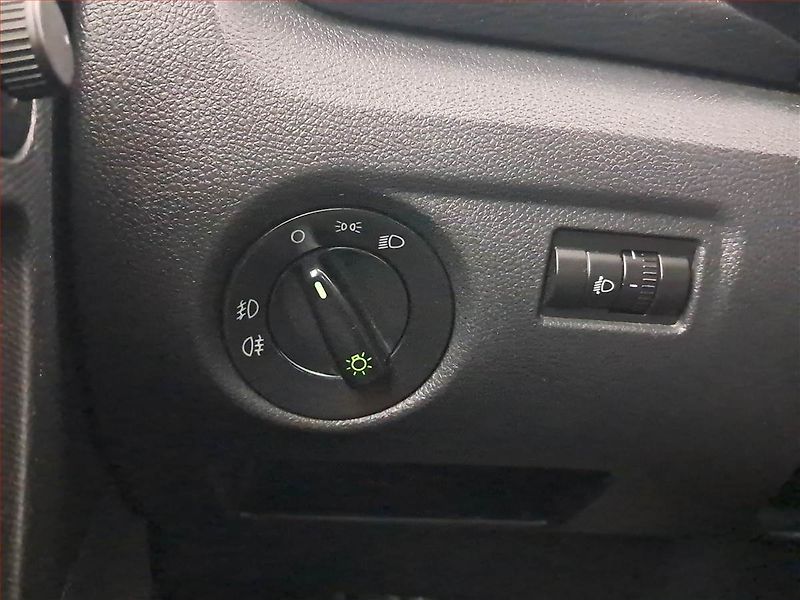 Škoda Roomster (2011) 1.2 TSI - fotka 15 z 17