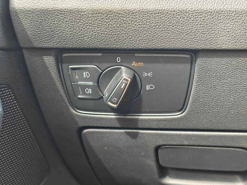 Volkswagen Passat Alltrack 4Motion DSG 2,0TDI - fotka 21 z 25