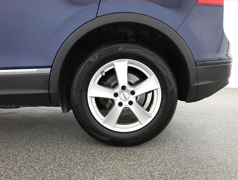 Volkswagen Tiguan (2019) Comfortline 2.0 TDI, 4X4 - fotka 19 z 19