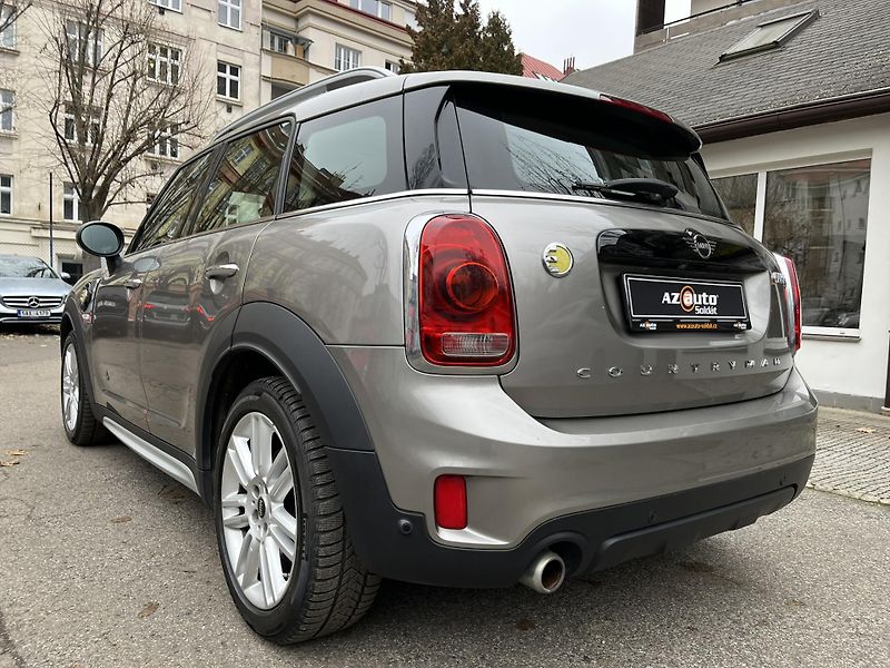 Mini Countryman (2019) COOPER SE ALL4 - fotka 14 z 37