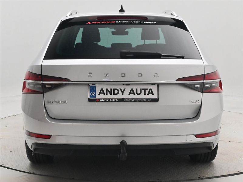 Škoda Superb 2,0 TDI 147 kW DSG 4x4 STYLE Z - fotka 6 z 32