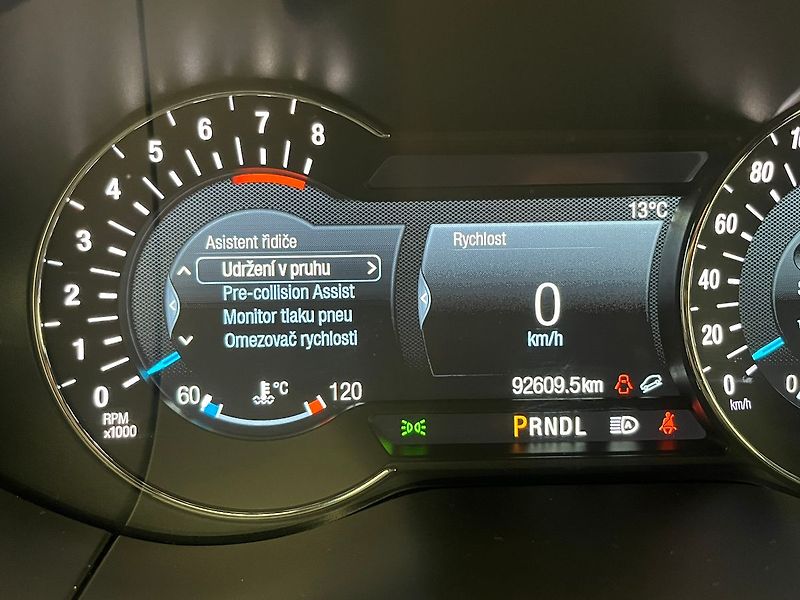 Ford S-MAX 2,5 HEV ST-Line - fotka 56 z 68
