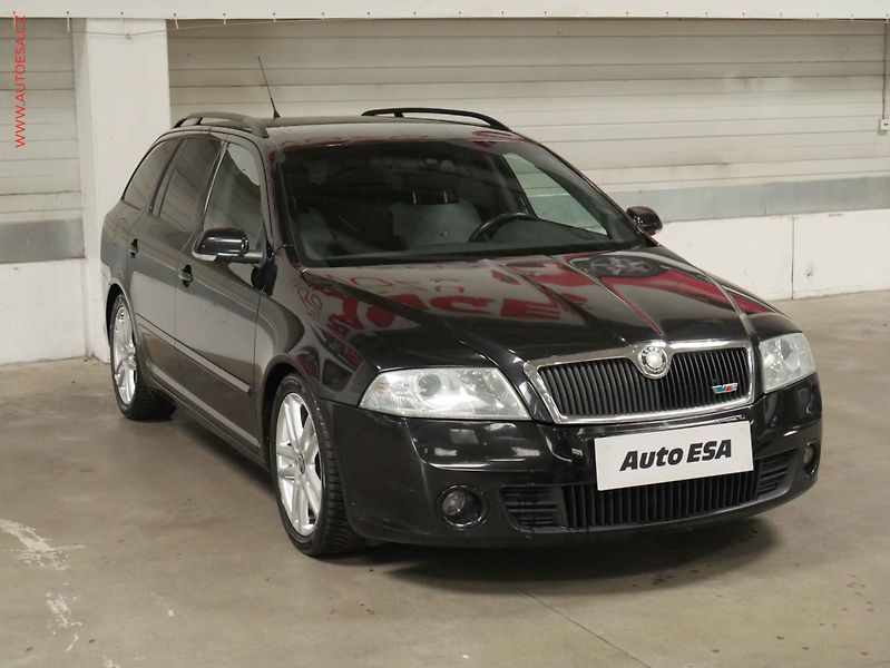 Škoda Octavia (2008) 2.0TDi, RS, xenon - fotografie inzerátu