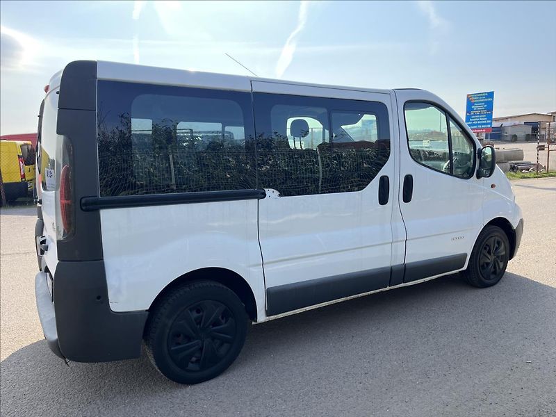 Renault Trafic 1.9 dCi 6.MÍST STK 11/2027 - fotka 5 z 26