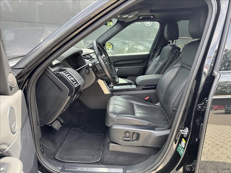 Land Rover Discovery 3,0 SDV6 HSE AWD AT DPH - fotka 11 z 35