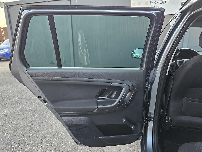 Škoda Fabia 1.2 TSI 63kW AMBITION,TEMPOMAT - fotka 31 z 37