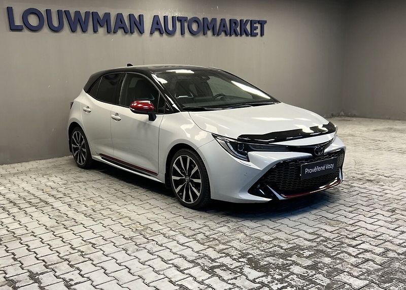 Toyota Corolla 1,8 HYBRID AT GR SPORT - fotka 14 z 17