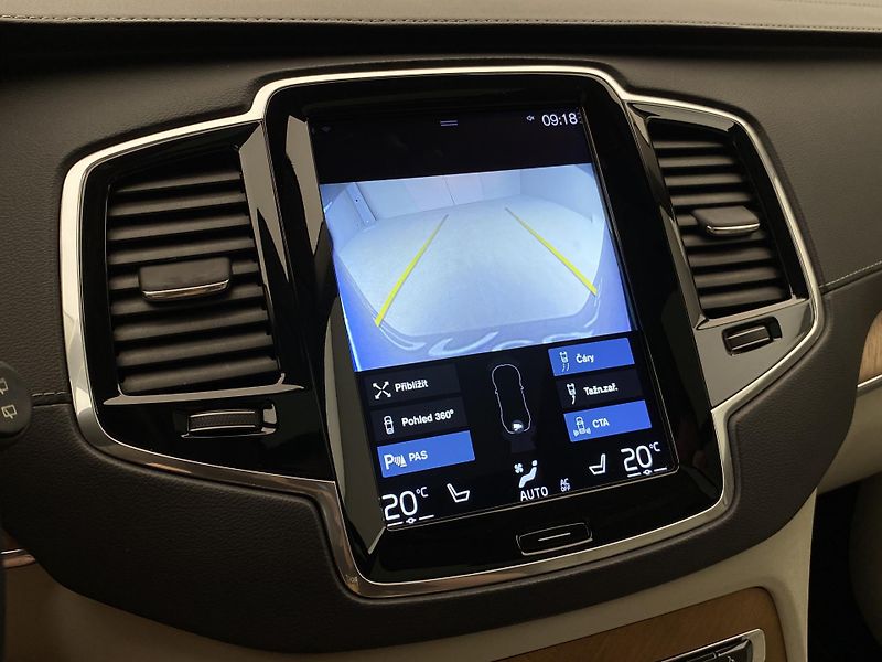 Volvo XC90 D5 AWD INSCRIPTION REZERVACE - fotka 50 z 56