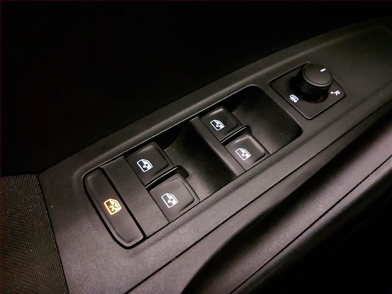 Škoda Fabia (2024) Selection 1.0 TSI, ČR,1.maj - fotka 16 z 16