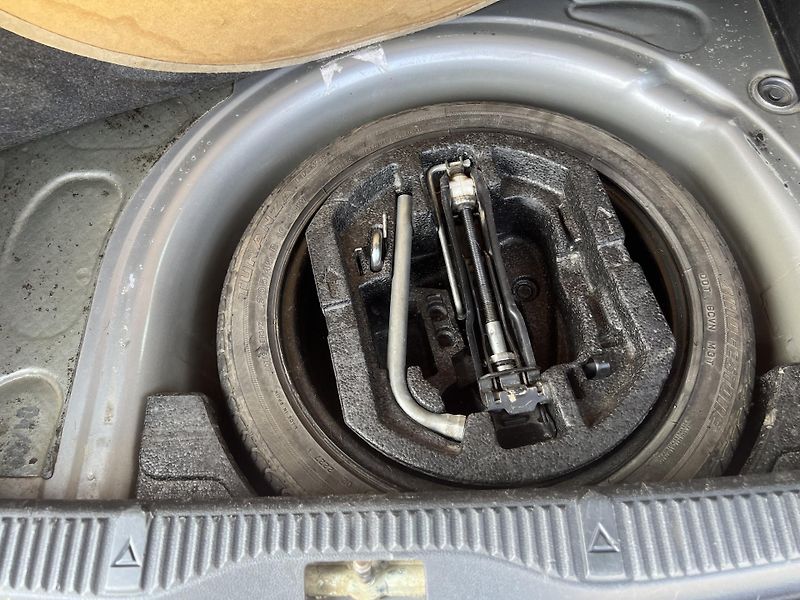 Škoda Roomster 1.9TDI 77KW,SCOUT,DIGI,PANORAM - fotka 17 z 41