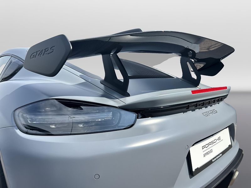 Porsche Cayman 718 GT4 RS - fotka 10 z 30
