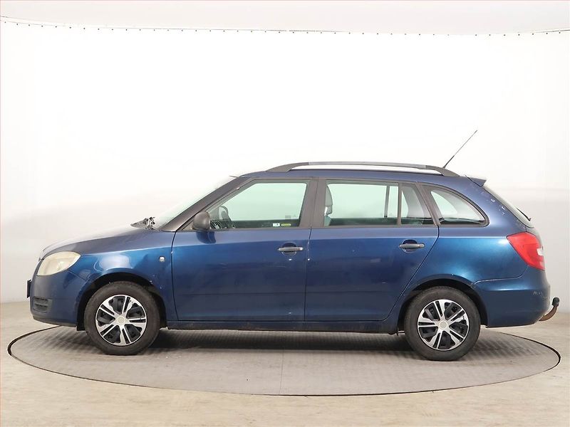 Škoda Fabia (2008) 1.2 12V, Tažné, zamluveno - fotka 3 z 14