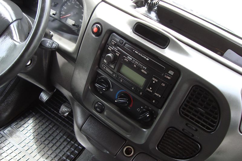 Ford Transit (2005) 2.0 TDCi,100 T350, - fotka 22 z 37