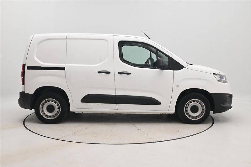 Toyota ProAce 1,5 D-4D 75kW ČR 1.majitel Zár - fotka 4 z 28
