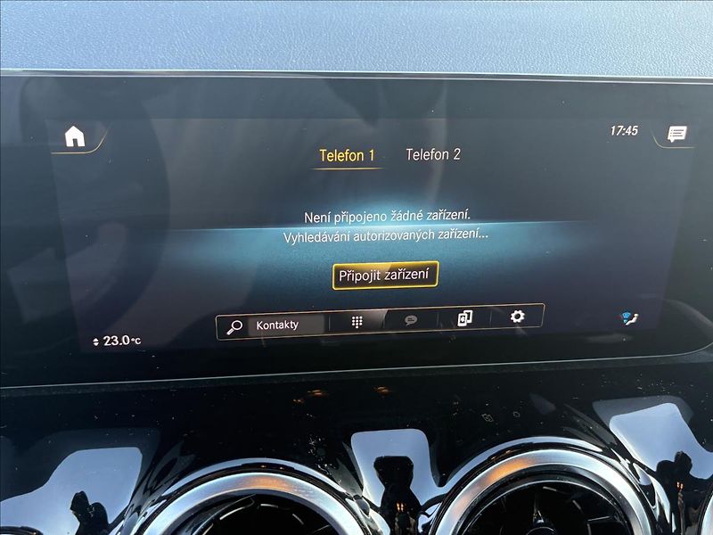Mercedes-Benz GLA 2,0 2.0d AT,Full Led,Nav,Výhře - fotka 15 z 35