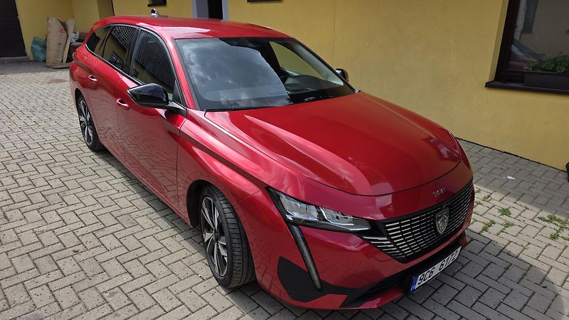 Peugeot 308 (2022) Výborný stav - fotka 2 z 11