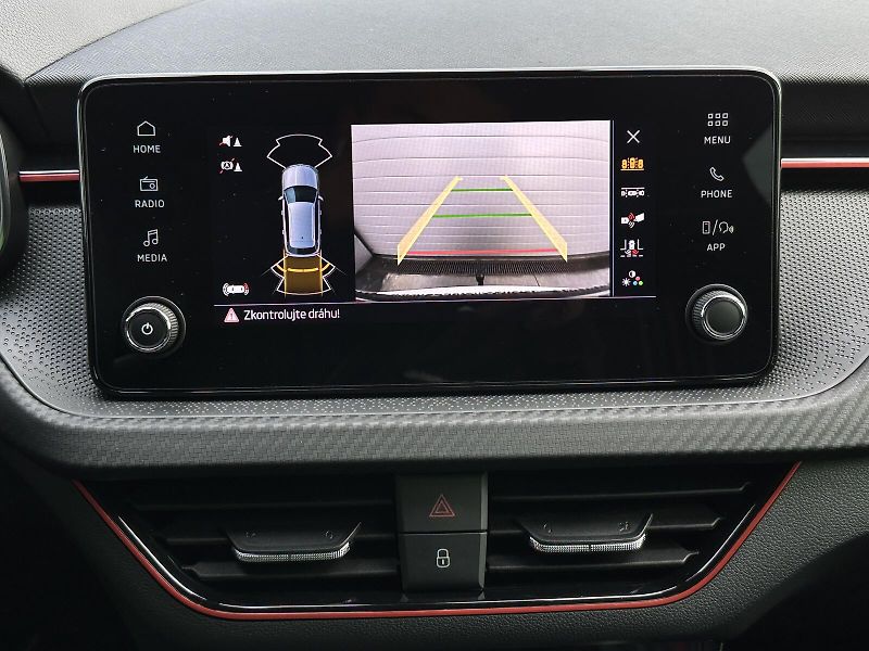 Škoda Kamiq 1.0TSi Monte Carlo 116PS Matri - fotka 35 z 45