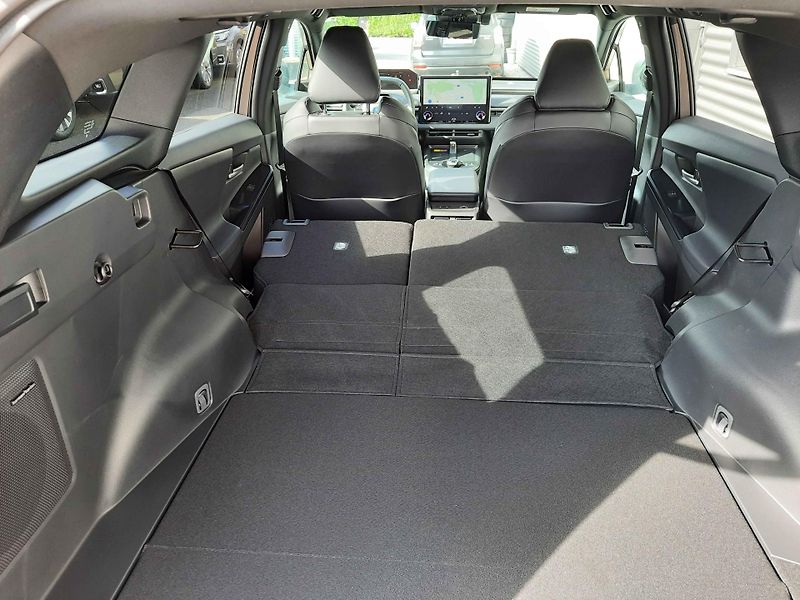 Subaru E-Outback (2026) Executive 75 kWh AWD 280 kW - fotka 35 z 52