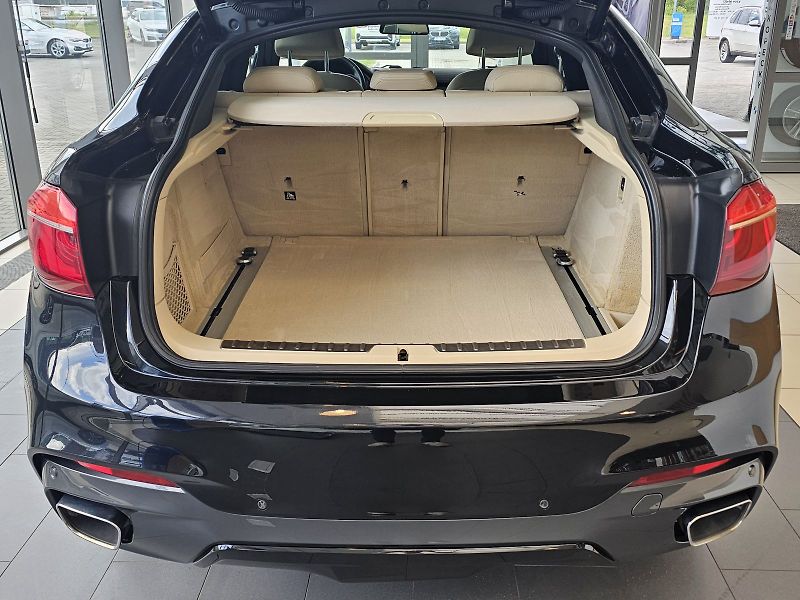 BMW X6 xDrive30d - fotka 6 z 31