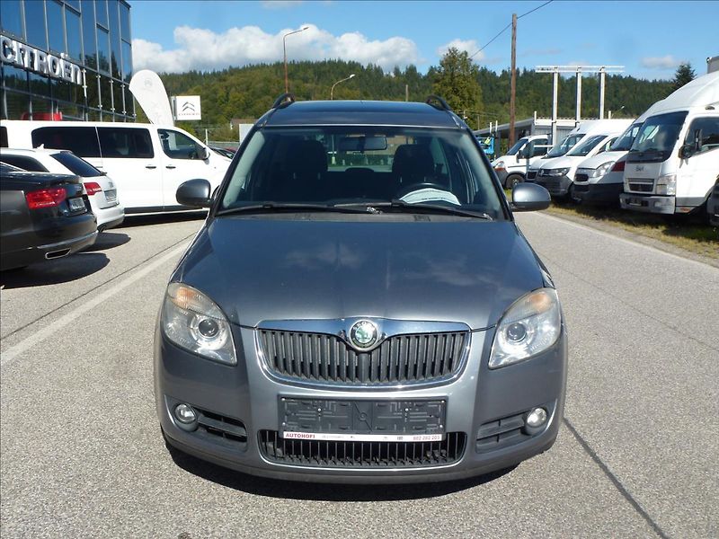 Škoda Roomster 1,9 TDI -  BEZ KOROZE !!!!!!! - fotka 4 z 54