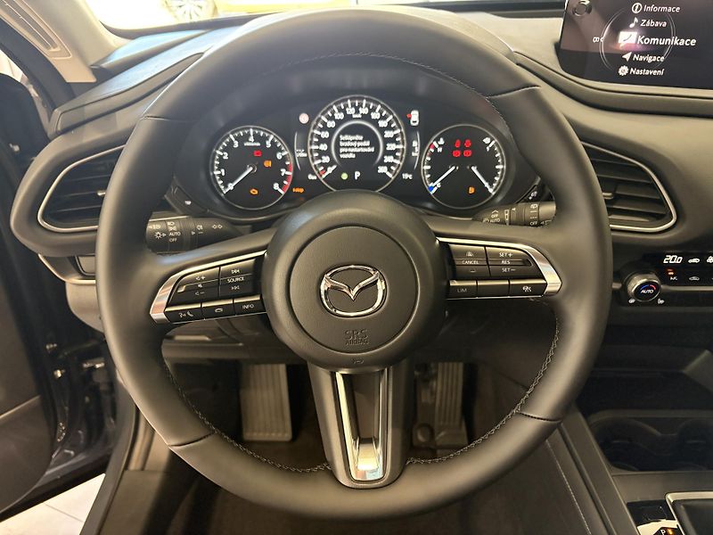 Mazda CX-30 (2026) 2.5L G140 6AT FWD Centre-Line - fotka 10 z 18