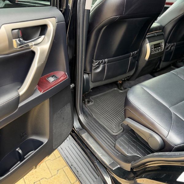 Lexus GX 460 (2016) - fotka 22 z 31