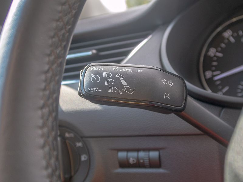 Škoda Octavia (2013) 1.4TSI 103KW – TAŽNÝ - fotka 17 z 46