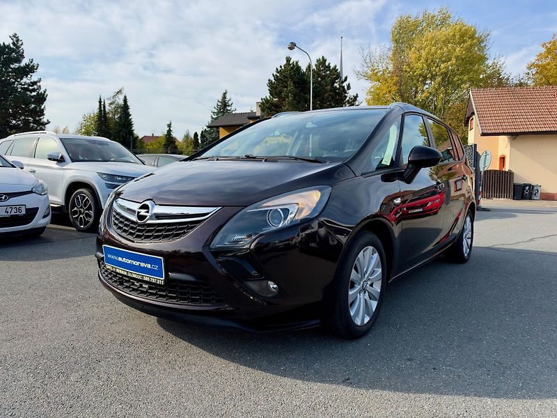 Opel Zafira (2012) 1.4T - 1.Majitel - CZ - fotka 1 z 22