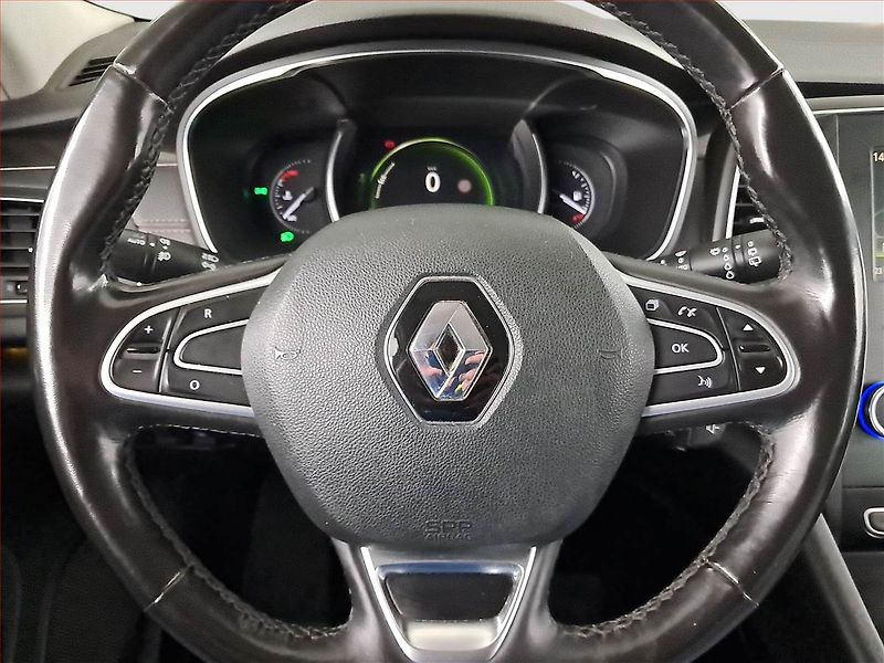 Renault Talisman (2016) 1.6 dCi, Navi, Tempomat - fotka 20 z 22