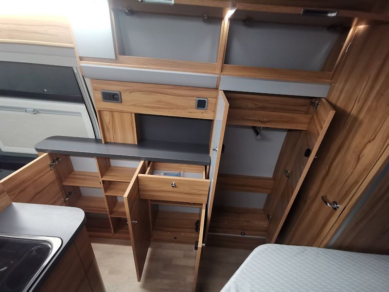Affinity Ostatní (2024) Camper ONE 2,2 Mjet 132 kW 9AT - fotka 30 z 50