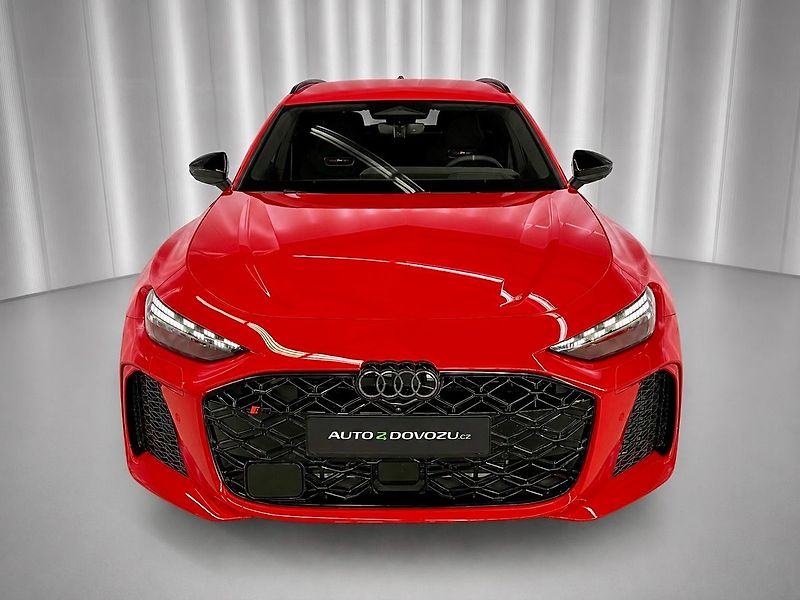 Audi RS 5 AVANT 470KW QUATTRO, 285 KM/H, - fotka 2 z 37