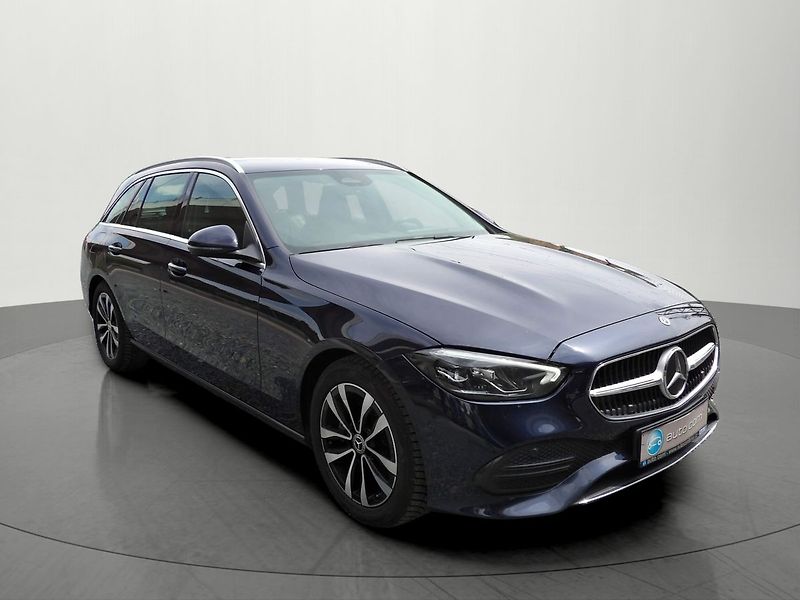 Mercedes-Benz Třídy C 220d A/T 9°LED Virtual Tažné - fotka 6 z 37