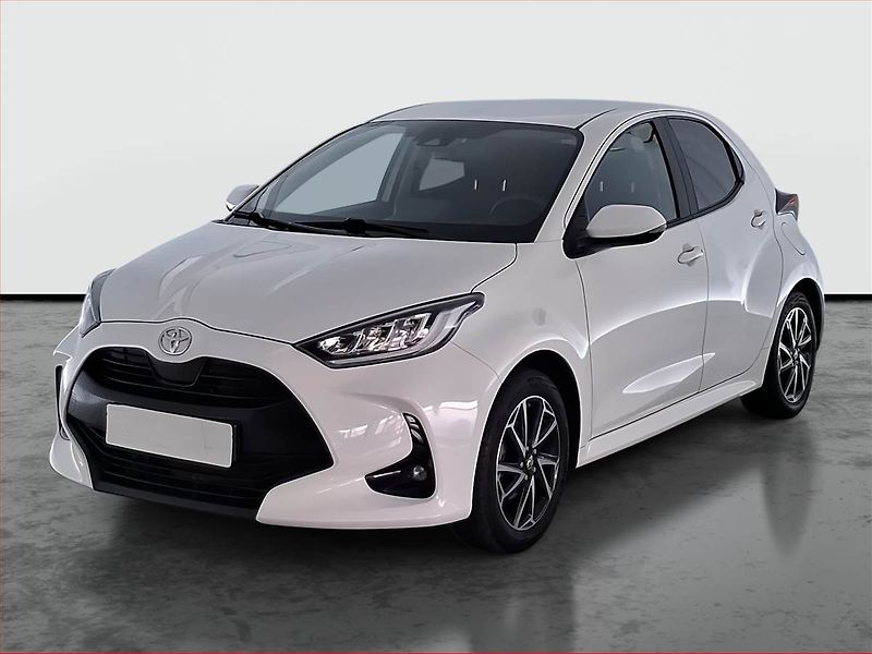 Toyota Yaris (2023) 1.5 VVT-i, ČR,1.maj - fotka 2 z 18