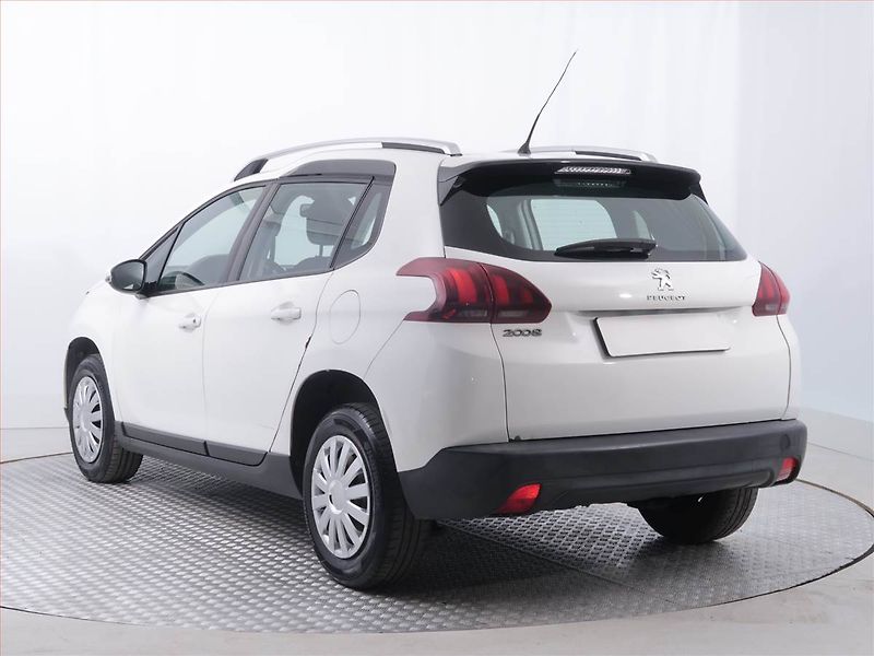 Peugeot 2008 (2017) Active 1.6 BlueHDi, Serv.kniha - fotka 4 z 16