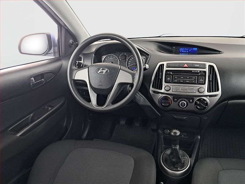 Hyundai i20 (2014) 1.2, Serv.kniha - fotka 7 z 14