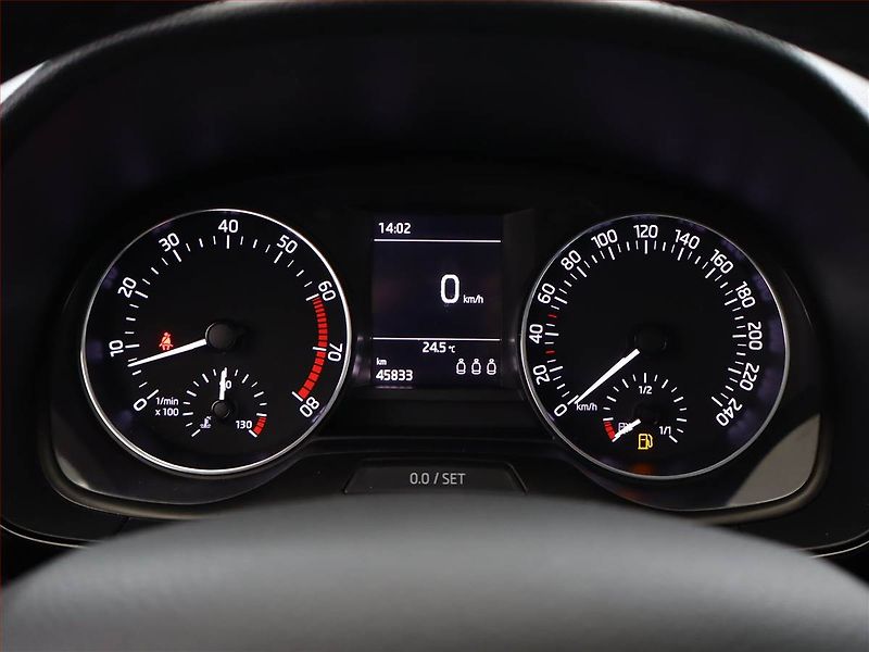 Škoda Fabia (2016) Style 1.2 TSI, Park. senzory - fotka 9 z 16