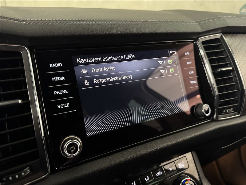 Škoda Kodiaq 2,0 TDi  DSG Style LED Virtual - fotka 26 z 45