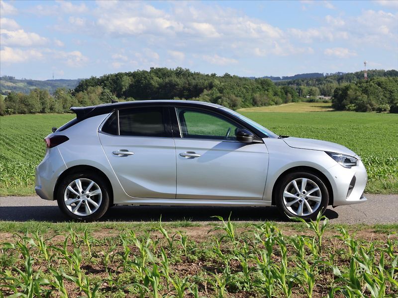 Opel Corsa 1,2 T 74kW Automat Elegance - fotka 8 z 28
