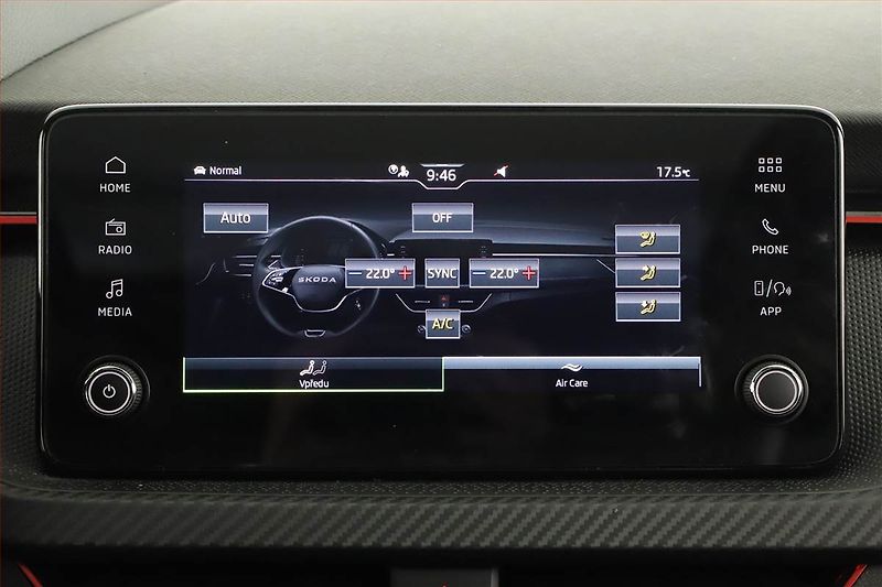 Škoda Kamiq (2025) 1.0 TSI, Monta Carlo - fotka 17 z 20