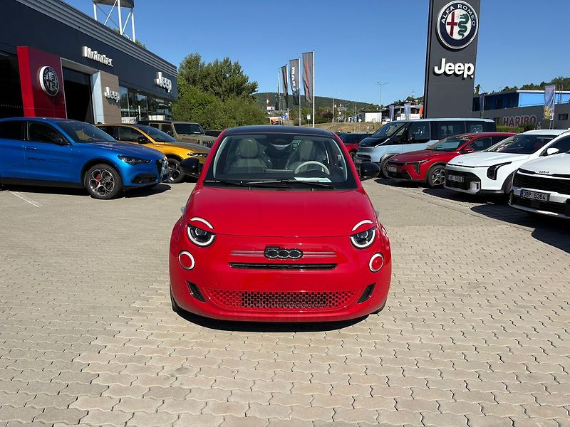 Fiat 500 (2026) Hybrid La Prima HB 1.0 BSG 65k - fotka 2 z 17