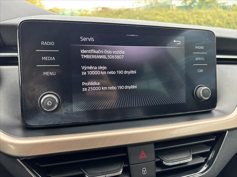 Škoda Scala 1,0 TSi Style ELkufr MRTVÝúhel - fotka 22 z 43