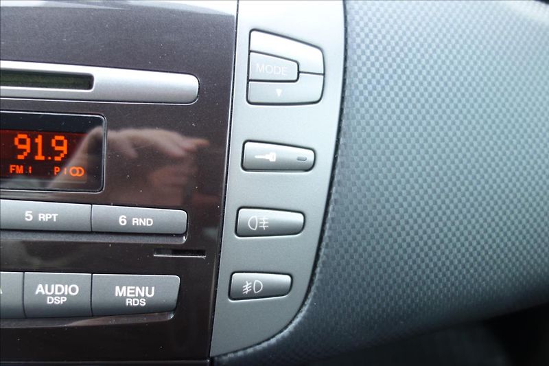 Fiat Bravo 1,6 JTD,ČR,SERVIS.KN.,EMOTION. - fotka 23 z 35